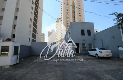 Prédio inteiro água branca 560m² 01 dormitórios 02 suítes 30 vagas
