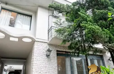 Padrão jardim paulista 370m² 03 dormitórios 03 suítes 4 vagas