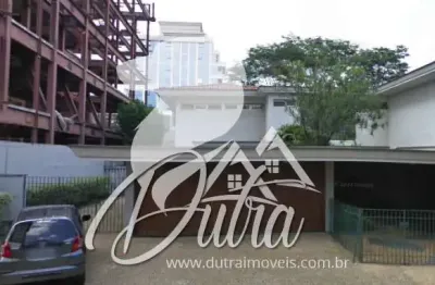 Padrão jardim europa 1200m² 04 dormitórios 01 suítes 15 vagas