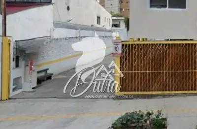 Terreno à venda na Rua Mourato Coelho, Pinheiros, São Paulo