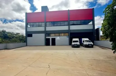 Galpão comercial para locação em campo limpo paulista-sp, jardim solange: 1 sala, 2 banheiros, 4 vagas de garagem!