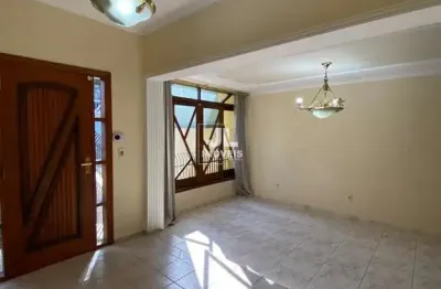 Casa no jardim mirante, várzea paulista-sp: 3 quartos, 2 suítes, 3 salas, 5 banheiros, 2 vagas de garagem, 300m². venda ou locação!
