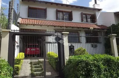 Casa em condomínio fechado com 5 quartos à venda na rua miracema, 27, chácara das pedras, porto alegre, 165 m2 por r$ 1.500.000