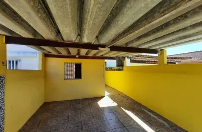 Casa para Locação em Mongaguá, Copacabana Paulista, 2 dormitórios, 1 suíte, 2 banheiros, 2 vagas