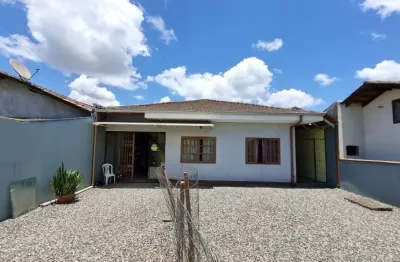 Casa com 2 quartos à venda no Iririú, Joinville 