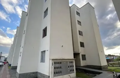 Apartamento em excelente localização no bairro jardim iririú.