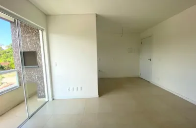 Apartamento com excelente padrão de acabamento com linda vista para as montanhas no bairro vila nova