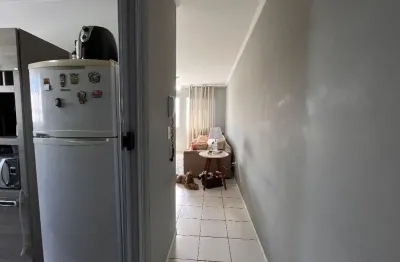 Em um condomínio completo e com uma localização excelente no bairro iririú, seu novo lar espera por você.