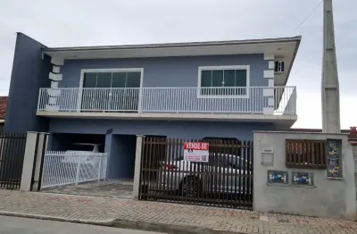 Casa averbada com 346m² 6 quartos 5 banheiros localizado no bairro aventureiro.