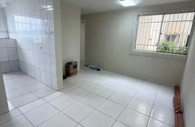 Apartamento reformado com 2 dormitórios à venda no boehmerwald!