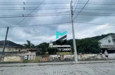 Terreno na rua divinópolis, com gigantesco potencial para contrução
