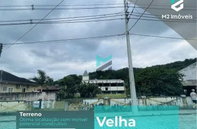 Terreno na rua divinópolis, com gigantesco potencial para contrução