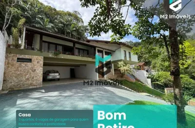 Surpreenda-se com esta casa plana no bairro bom retiro, com 3 quartos, suíte, área de festas com churrasqueira a carvão e piscina!