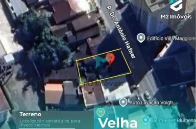 Terreno amplo com duas casas – excelente localização para investimento!