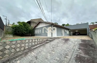 Casa com 3 quartos à venda na Rua Waldir Medeiros, 575, Velha, Blumenau por R$ 535.000