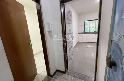 Sala comercial para alugar na Avenida dos Expedicionários, Centro, Arujá