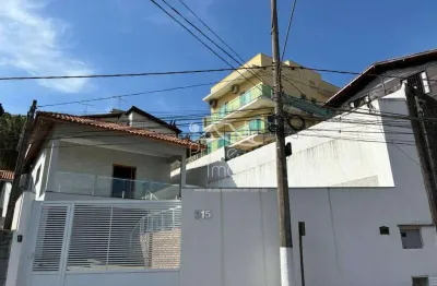Casa em condomínio fechado com 3 quartos para alugar na Rua dos Pinheiros, Arujázinho IV, Arujá