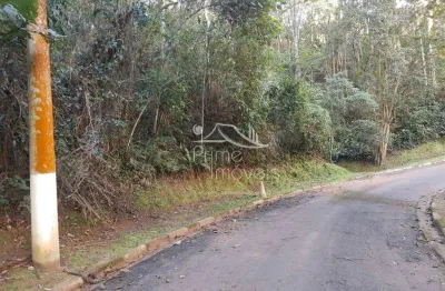 Terreno exclusivo de 1.065 m² no arujazinho ii com topografia em aclive e vista privilegiada para a mata