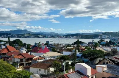 Apartamento com 2 quartos à venda na rua joão meirelles, 511, itaguaçu, florianópolis por r$ 550.000