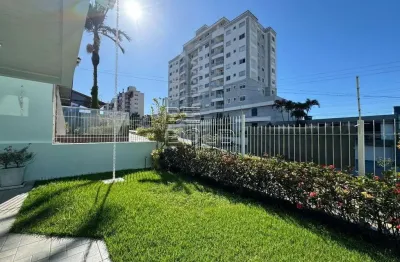 Casa com 4 quartos à venda na rua vereador nagib jabor, 379, capoeiras, florianópolis por r$ 1.850.000