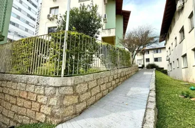 Apartamento com 2 quartos à venda na rua professor clementino de brito, 362, capoeiras, florianópolis por r$ 325.000