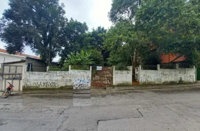 Terreno com 660m² de área, à 200m av francisco morato