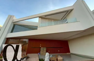 Casa em condomínio fechado com 4 quartos à venda na Rua Acácia Negra, 149, Residencial Damha III, Campo Grande