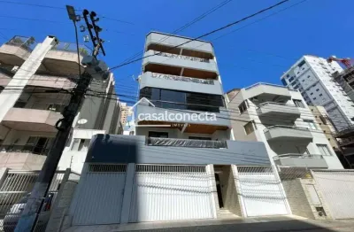 Segunda quadra à venda, com 2 quartos, 2 vagas,  203m²
