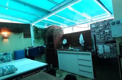 Linda coberrturinha (reformada, mobiliada e planejada) (aceita airbnb)  sala, 02 qtos, suite, banheiro social, lindo terraço c/ churrasqueira
