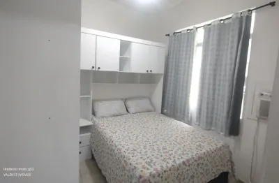 Transversal, próximo praia, sala e qto separados, (02 janelas) (mobiliado)