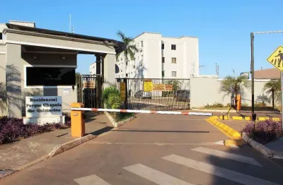 Apartamento com dois quartos no residencial parque chapada dos guimarães