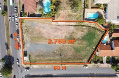 Terreno com mais de 2.700 m², 2 frentes e a poucos metros da av. miguel sutil