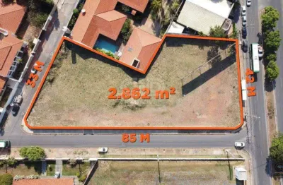 Terreno com mais de 2.800 m², 3 frentes e a poucos metros da av. miguel sutil