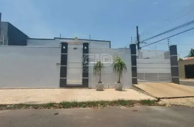 Casa com 3 quartos para alugar na Rua Professor Nilo Póvoas, Boa Esperança, Cuiabá