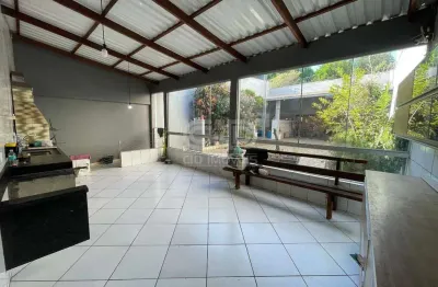 Casa com 4 quartos à venda na Rua Altemar Dutra, Canjica, Cuiabá