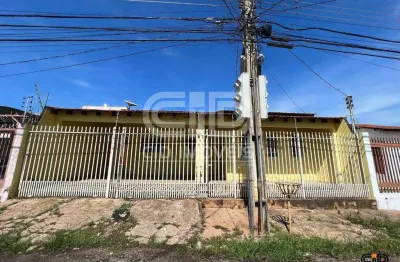 Casa com 3 quartos para alugar na Rua Dez, Morada do Ouro, Cuiabá