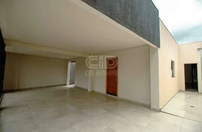 Casa com 3 quartos à venda no Cristo Rei, Várzea Grande 