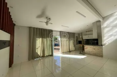 Casa com 3 quartos para alugar na Morada da Serra, Cuiabá 