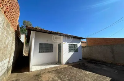 Casa com 2 quartos para alugar na Rua M, Despraiado, Cuiabá