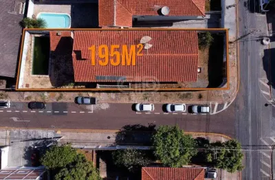 Casa à venda na Rua Almirante Pedro Álvares Cabral, Jardim Cuiabá, Cuiabá