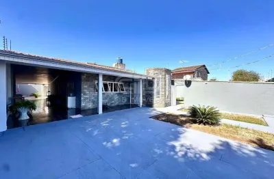 Casa com 3 quartos à venda na Rua das Carnaúbas, Jardim das Palmeiras, Cuiabá