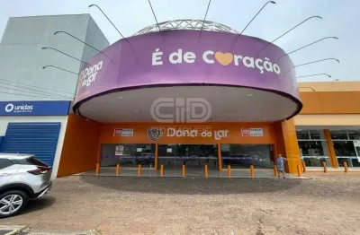 Espaço comercial com mais de 1.200 m² na avenida fernando correa da costa
