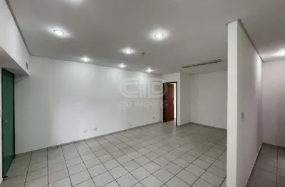 Sala comercial para alugar na Avenida Isaac Póvoas, Goiabeiras, Cuiabá