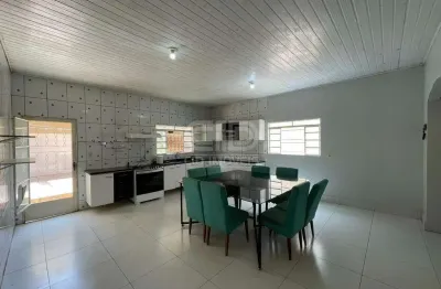 Casa com 4 quartos para alugar na Rua Cafézinho, CPA III, Cuiabá