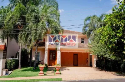 Paineiras - Casa Neoclássica | 4 Suítes, Lazer e Paisagismo Exuberante no Condomínio Paineiras