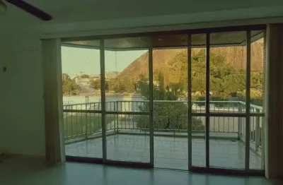 Apartamento para alugar na tijuca lindo, 3 quartos com varanda.