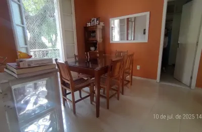 Casa a venda duplex  no grajaú 3 quartos coladinho a praça  verdum