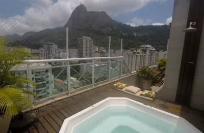 Cobertura para locação no Humaitá duplex com elevador e 2 vagas!