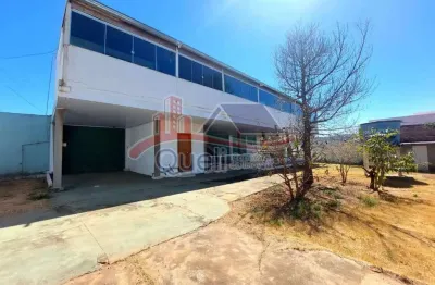 Casa à venda com 4 suítes, no setor alto da boa vista, em caldas novas(go)