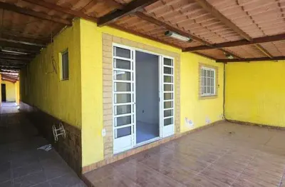 Casa com 2 quartos à venda na Rua Bernardo Vasconcelos, Parque Santa Lúcia, Duque de Caxias